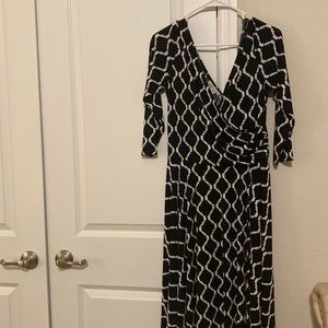 Maggie London long sleeve dress